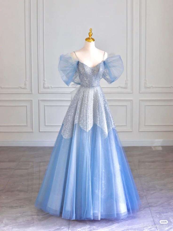 Hellblau glänzend elegant herzförmiger Ausschnitt Spaghettiträger kurze Ärmel langer Tüll Pailletten Ballkleid Abendkleid Abschlussballkleid nv3784