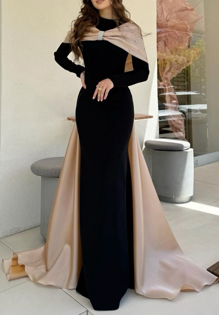 Schwarzes, modisches, einzigartiges, langärmliges Cape-Stil-Langsatin-Ballkleid, Abendkleid, Geburtstags-, Urlaubs- und Partykleid, NV3198