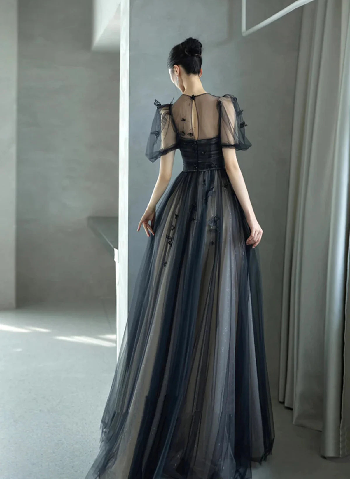 Schwarzes elegantes Tüll-Puffärmel-A-Linien-Ballkleid, Abendkleid, Partykleid, nv2479