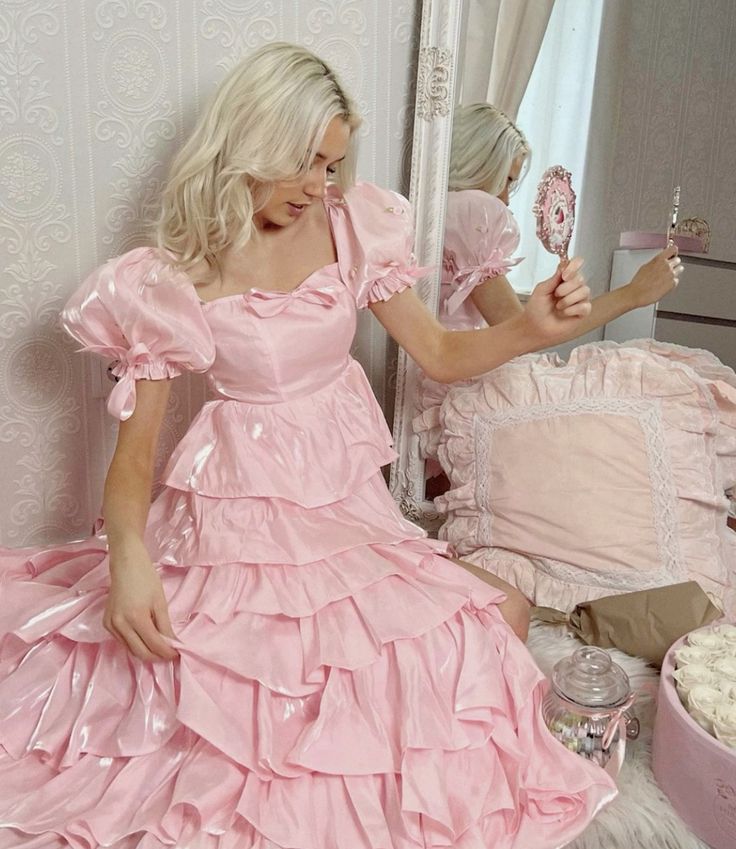 Rosa Süßes Abendkleid mit Eckigem Ausschnitt und Schleife, Lange Lagen Rüschen, Partykleid, Homecoming-Kleid nv2705