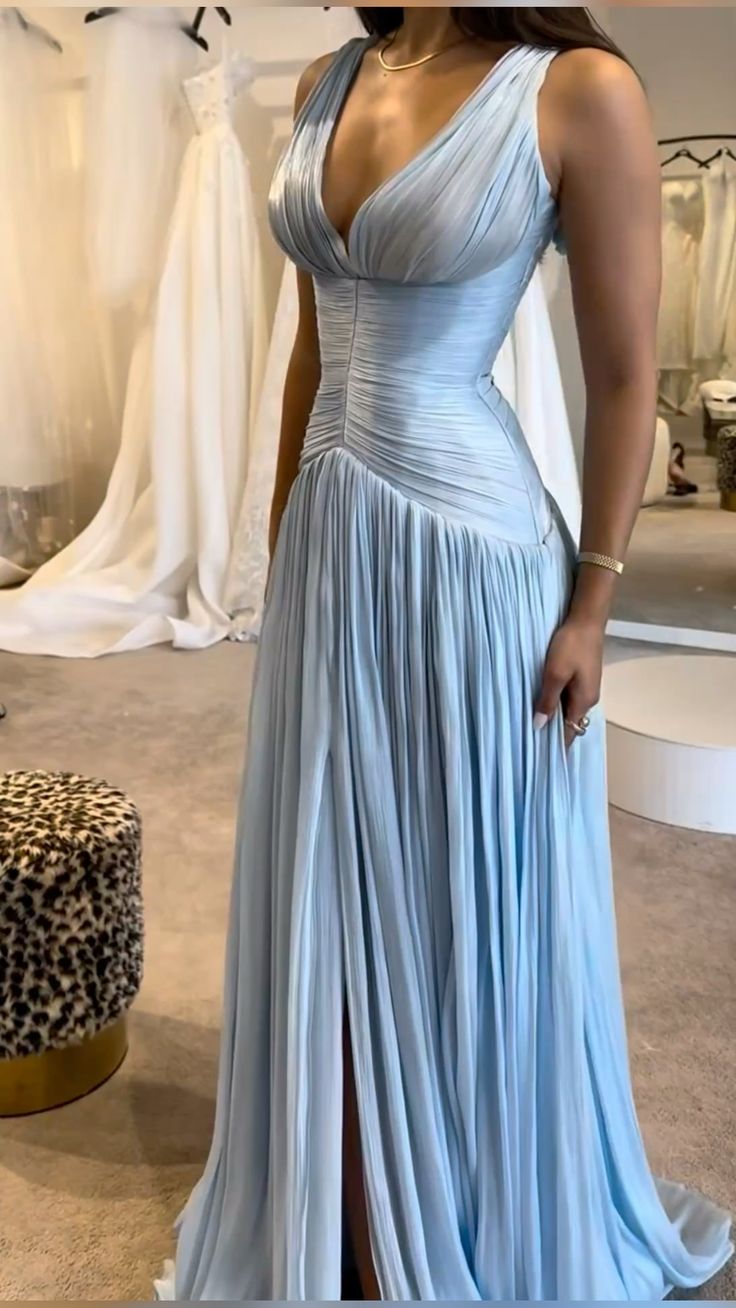 Blaues elegantes langes Ballkleid aus Satin, Abendkleid, Partykleid, Minimalismus, NV5120