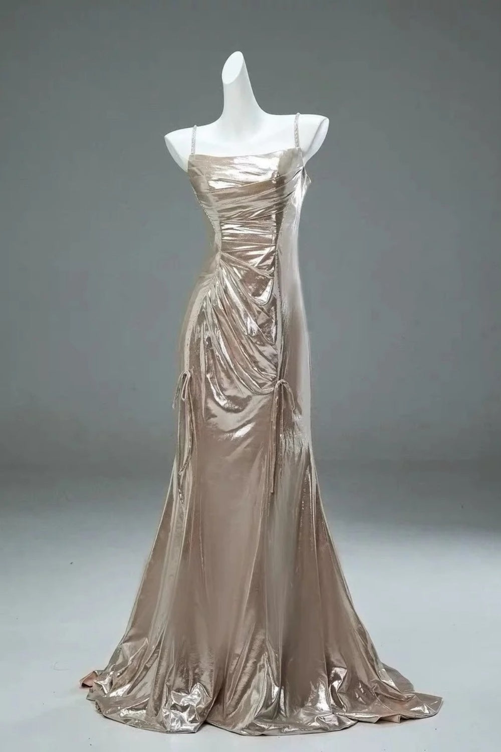Goldenes, langes, formelles Retro-Kleid NV6614