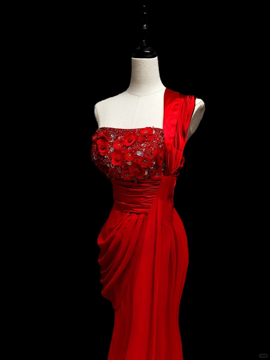 Red Hot Sexy Gorgeous Elegant One Shoulder Beautiful Delicate Floral Beaded Long Floor Length Satin Ball Gown Evening Gown Party Dress Prom Gown nv3984