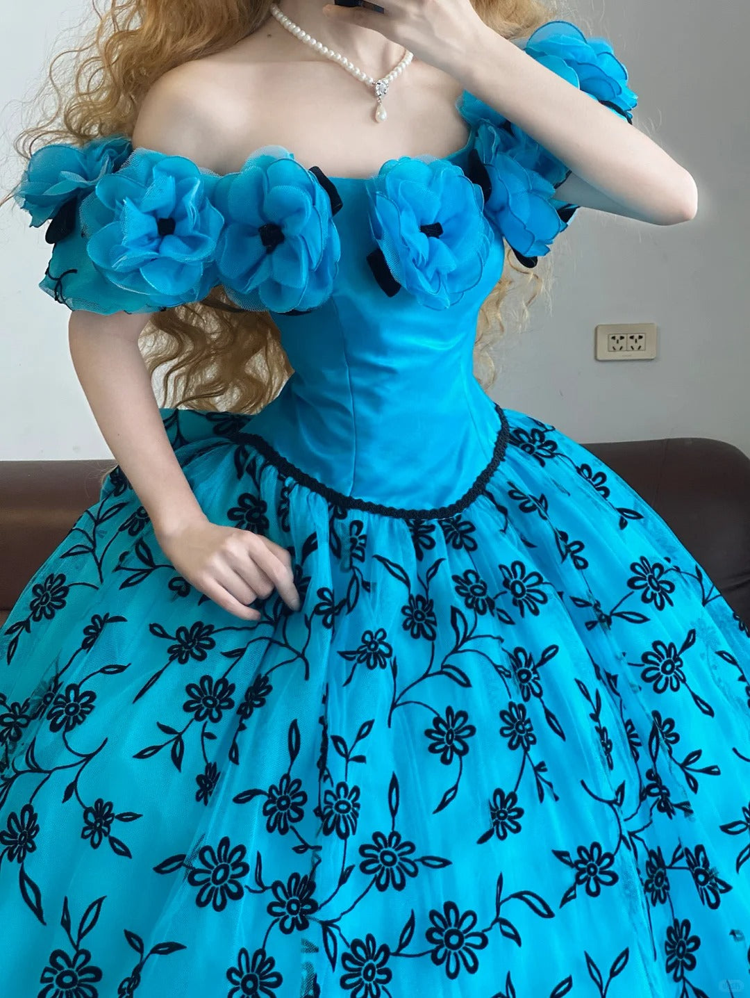 Robe de bal longue en tulle bleu à fleurs vintage nv5040