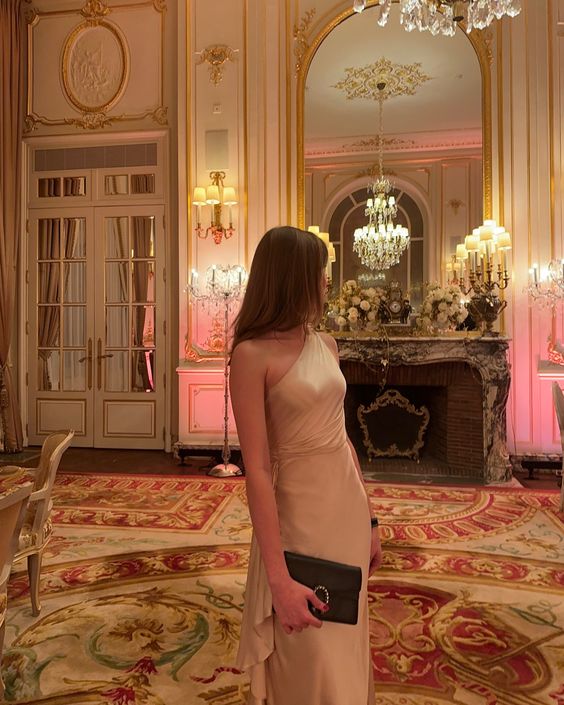 Robe de soirée longue élégante à épaules dénudées et simple de couleur unie nv2305