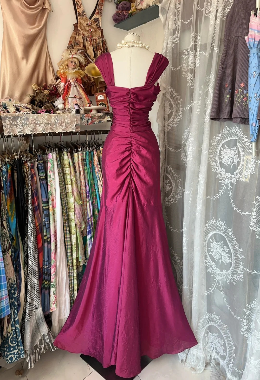 Rosa Vintage-Mode Elegante Lange Satin Meerjungfrau Schlank Bodenlangen Ballkleid Abendkleid Partykleid nv4202