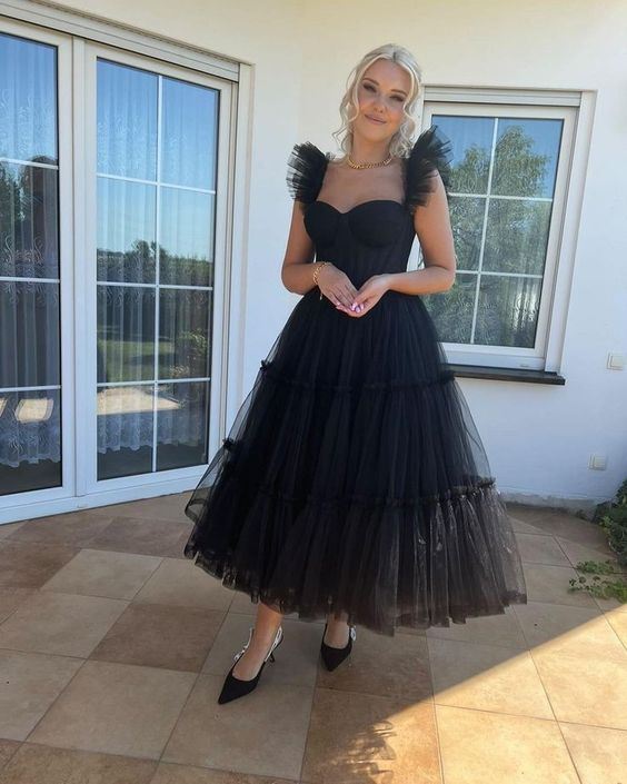 Schwarzes A-Linien-Ballkleid aus Tüll, NV2161