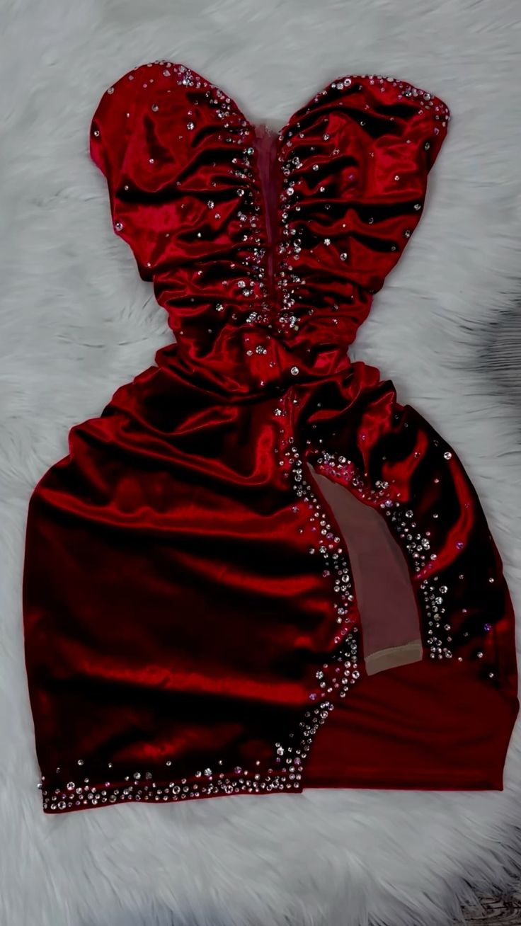 Rotes, modisches, sexy, mit Strasssteinen besetztes, kurzes Ballkleid mit Schlitz, Mini-Homecoming-Kleid, Abschlusskleid, Weihnachts-, Urlaubs- und Geburtstagspartykleid, NV3136
