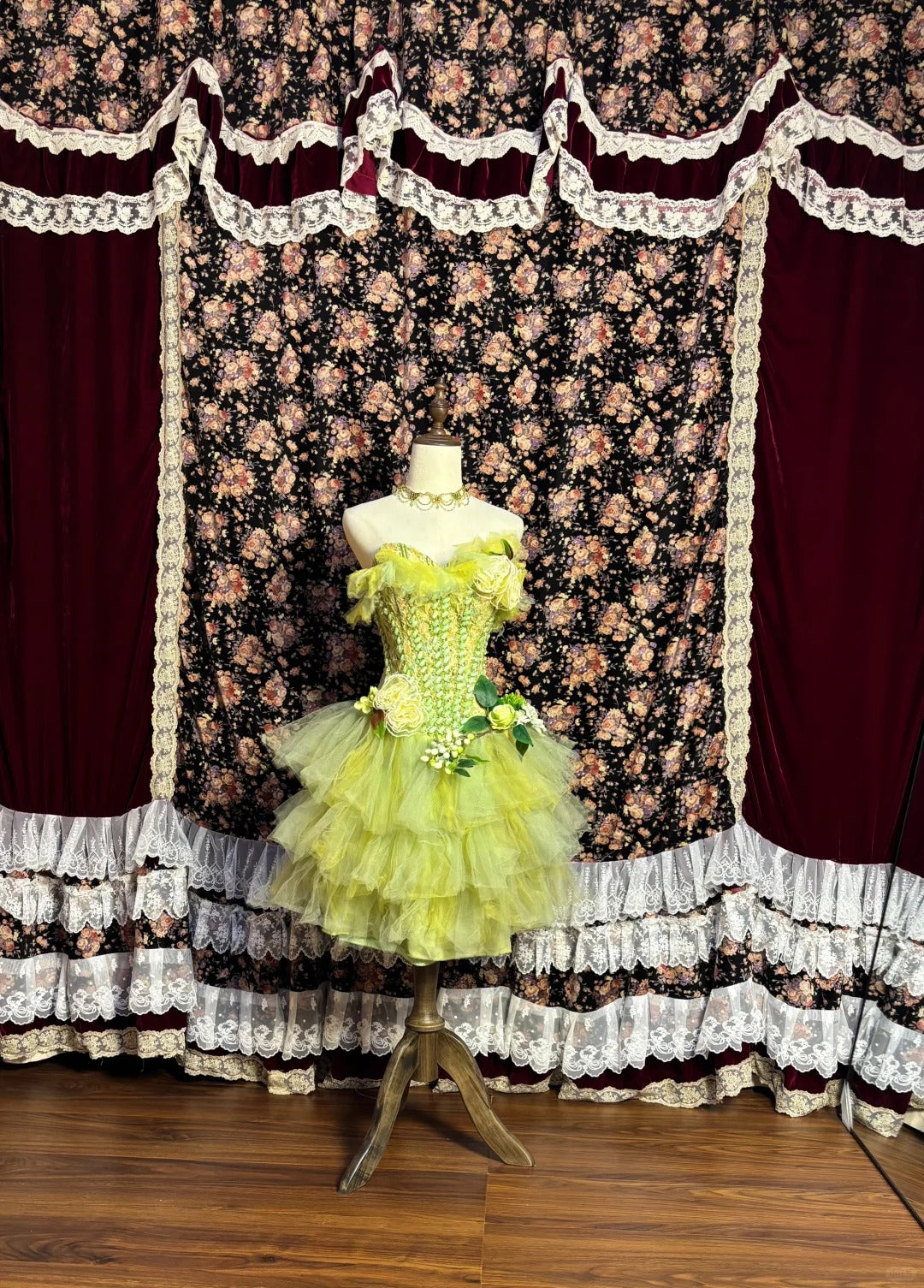 Robe de soirée courte en tulle, élégante et exquise, motif floral et perles, tenue de bal, de soirée, de soirée, nv4012