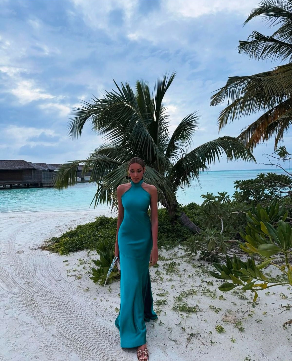 Robe de soirée sirène longue en satin bleu à col licou et coupe slim, tenue de soirée pour invités de mariage, nv4801