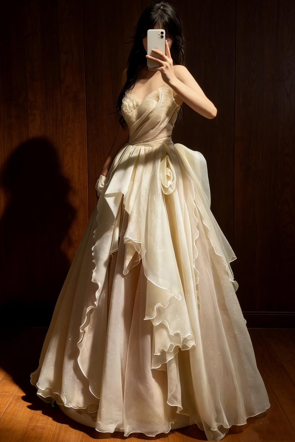 Glitzerndes, trägerloses Tüllkleid NV6750