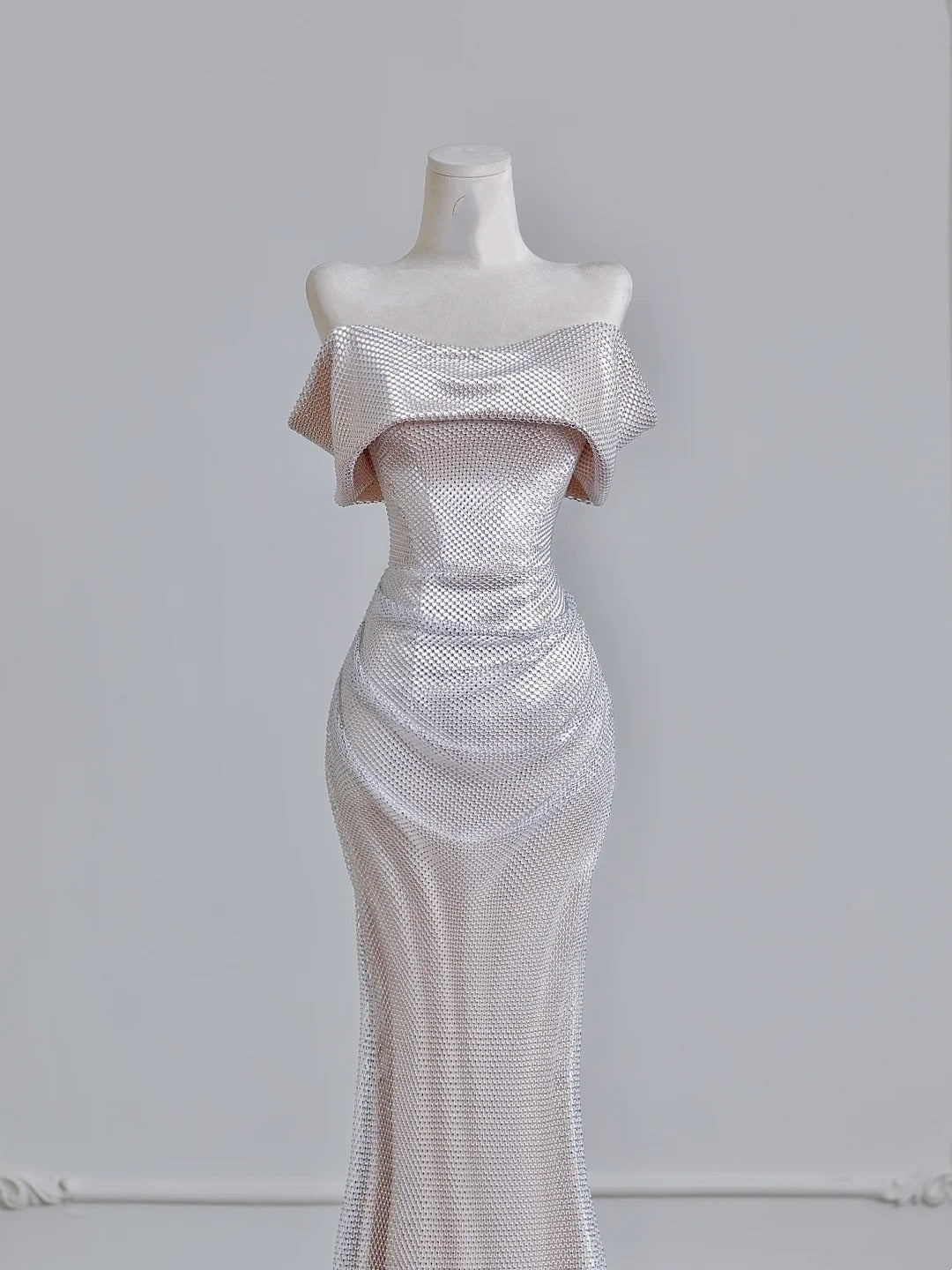 Robe de soirée longue sirène en satin métallisé argenté, coupe slim, nv4721