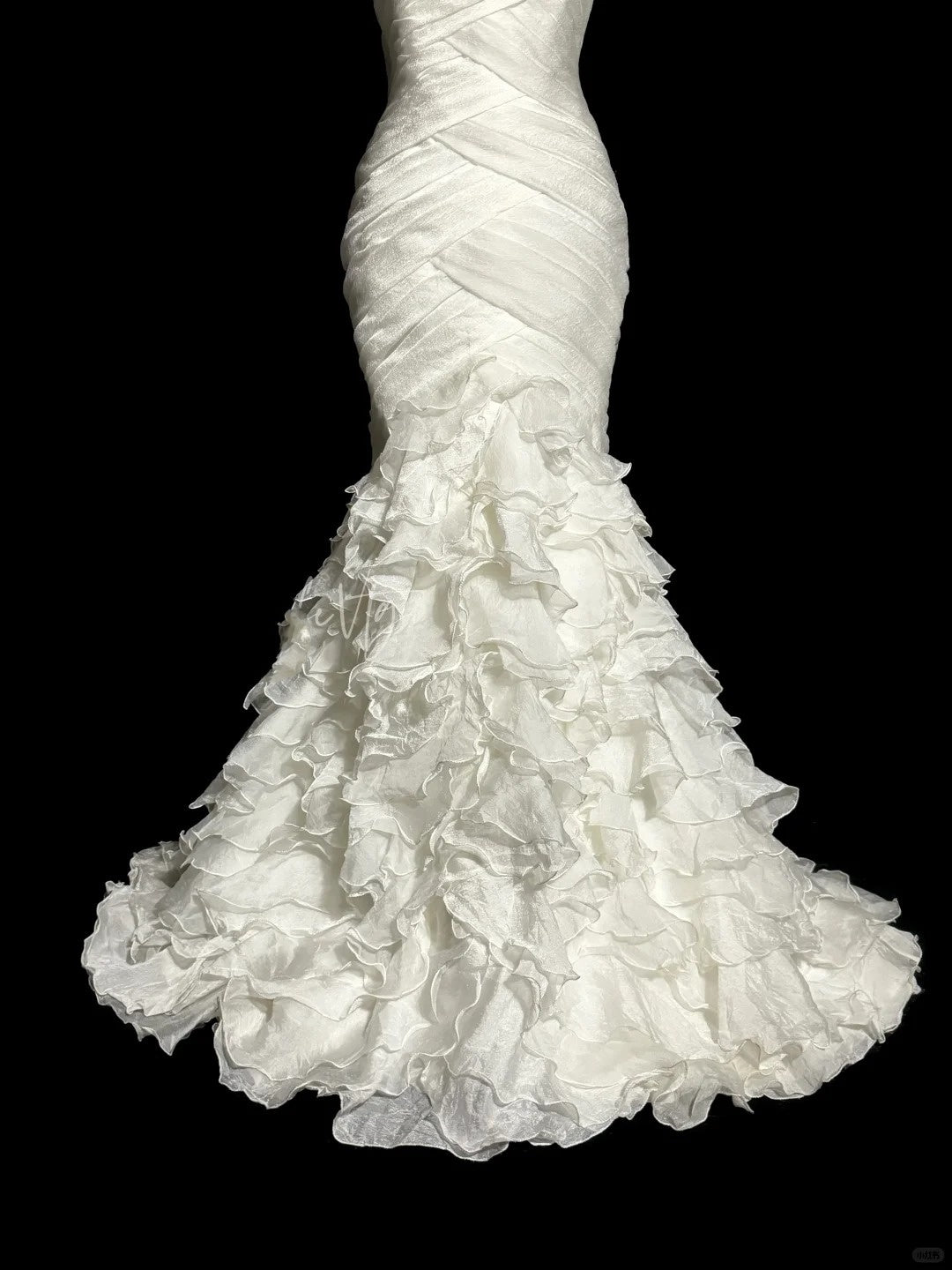 Elfenbeinweiß Elegant Exquisite Lange Tüll Meerjungfrau Schlank Bodenlangen Schleppe Ballkleid Abendkleid Partykleid Brautkleid nv4135