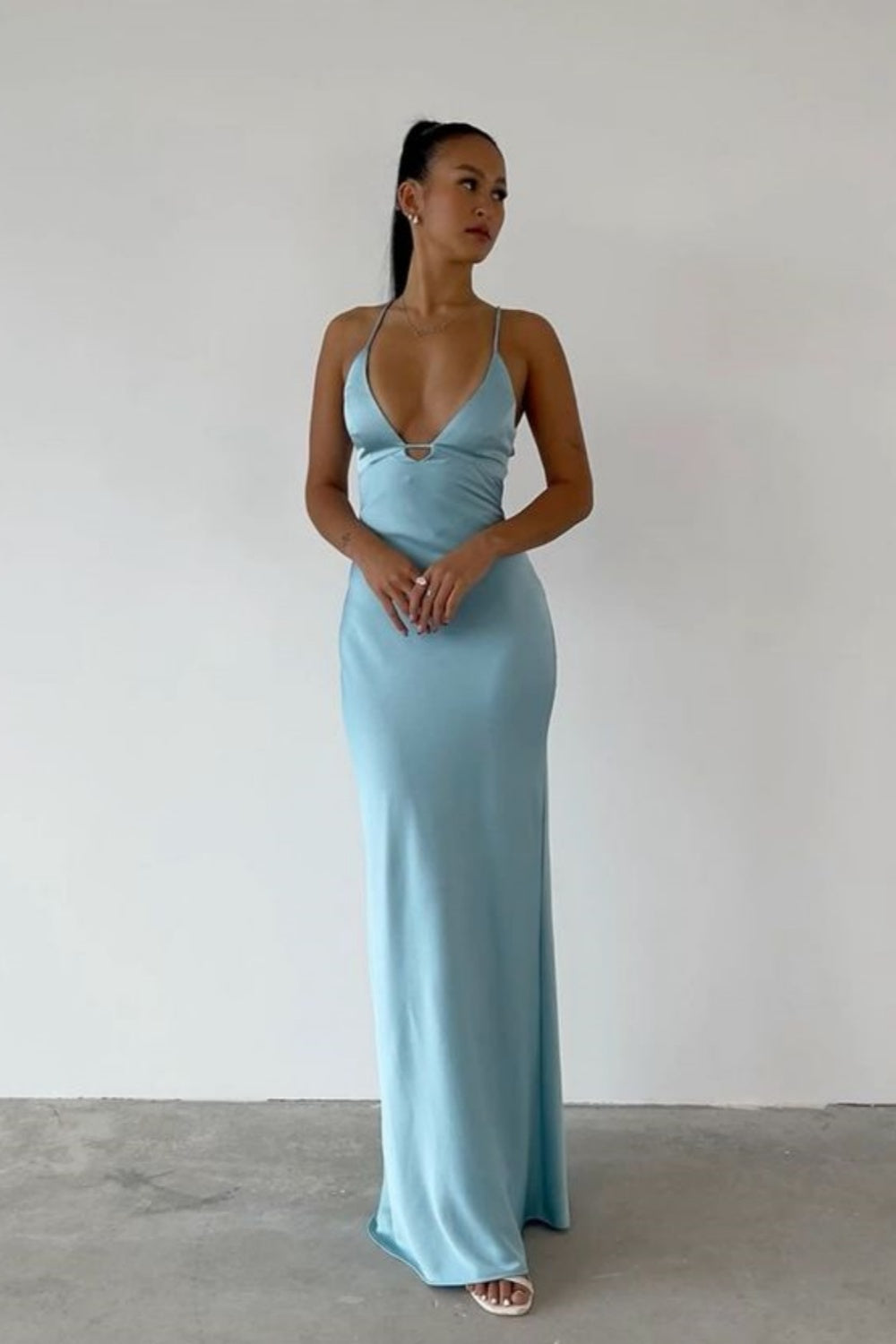 Blaues, elegantes, schlichtes, langes Ballkleid-Abendkleid aus Satin mit Spaghettiträgern, NV3219