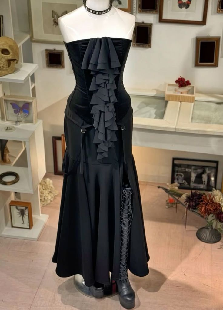 Sleeveless Black Satin Ruffle Mermaid Dress | Dark Style Corset Slit Maxi Dress for Gala Party NV6300