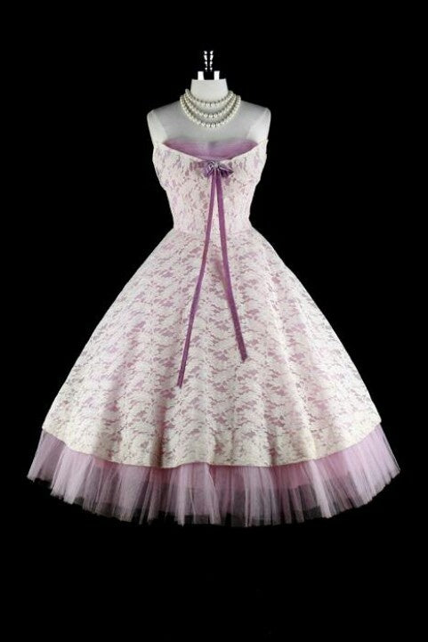 NiceVestidos – Rosa kurzes Midi-/Crop-Heimkehrkleid aus Spitze, Nv5598