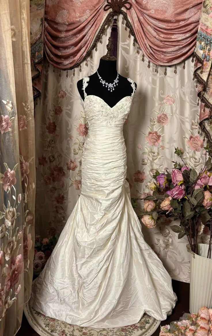 Elfenbeinweiß Mode Rüschen Exquisite Perlen Lange Meerjungfrau Schlank Fischschwanz Rock Elegante Satin Ballkleid Abendkleid Brautkleid nv3776