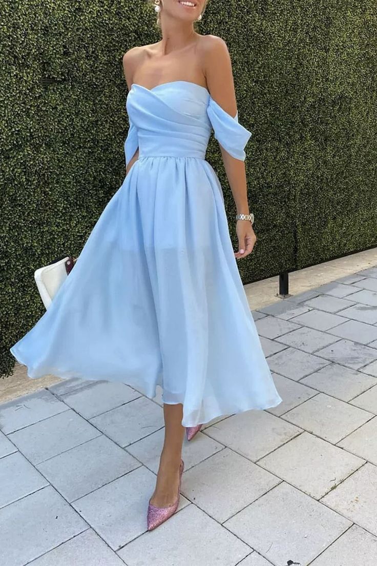 Himmelblaues Chiffon A-Linien-Midikleid mit schulterfreien Ärmeln, Partykleid, nv2235