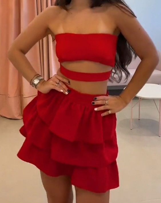 Rotes, modisches, trägerloses, schulterfreies, kurzes Mini-Partykleid mit Homecoming-Kleid nv2269