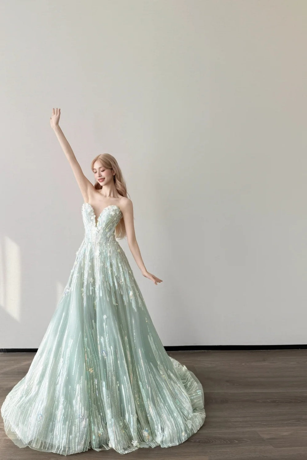 Grünes Luxuskleid, wunderschönes und glänzendes langes Chiffon-Ballkleid, Feenkleid NV6726