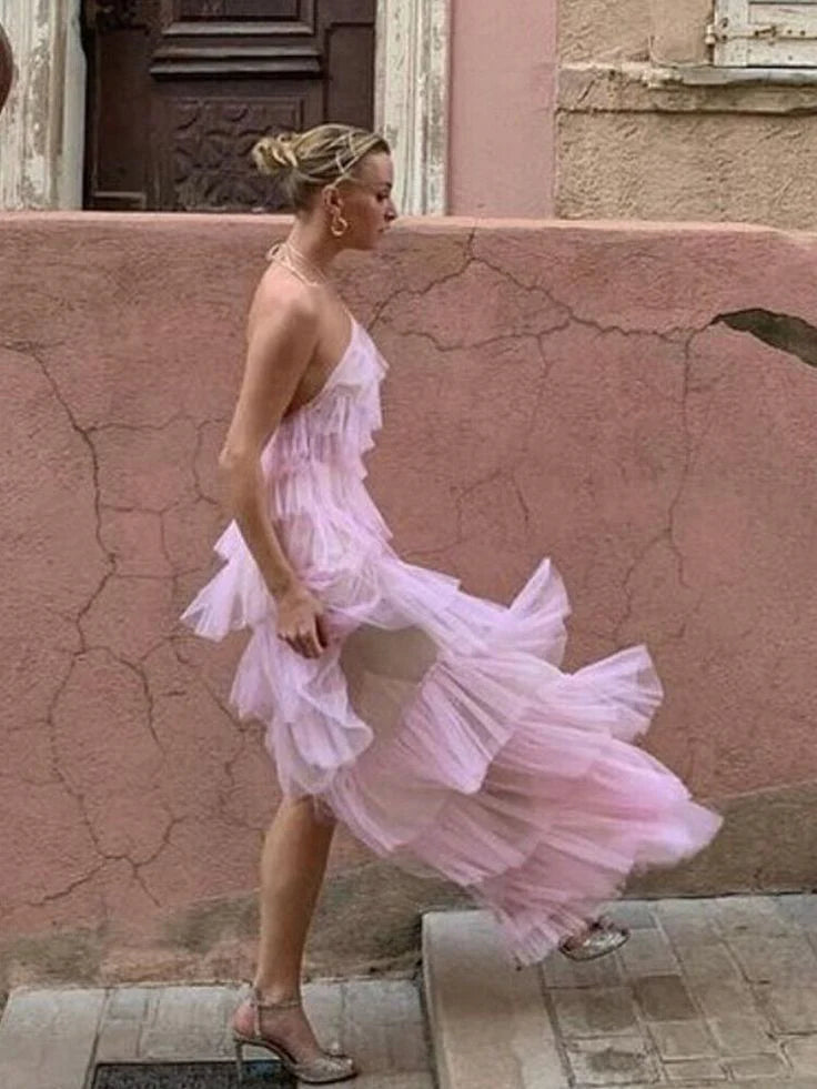 Schlichtes A-Linien-Abendkleid in Rosa mit Neckholder, gestuft, lang, bodenlang, Ballkleid, Abendkleid, Partykleid nv2273