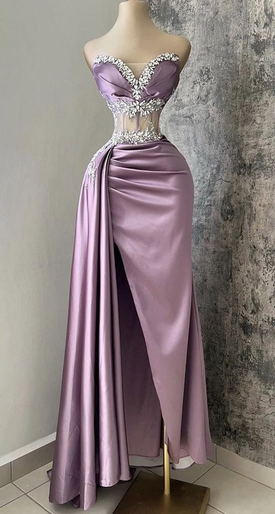 Lila, wunderschönes, sexy, figurbetontes, schulterfreies Satin-Strass-Abendkleid mit langem Schlitz und bodenlanger Ballkleid-Kleidung nv2753