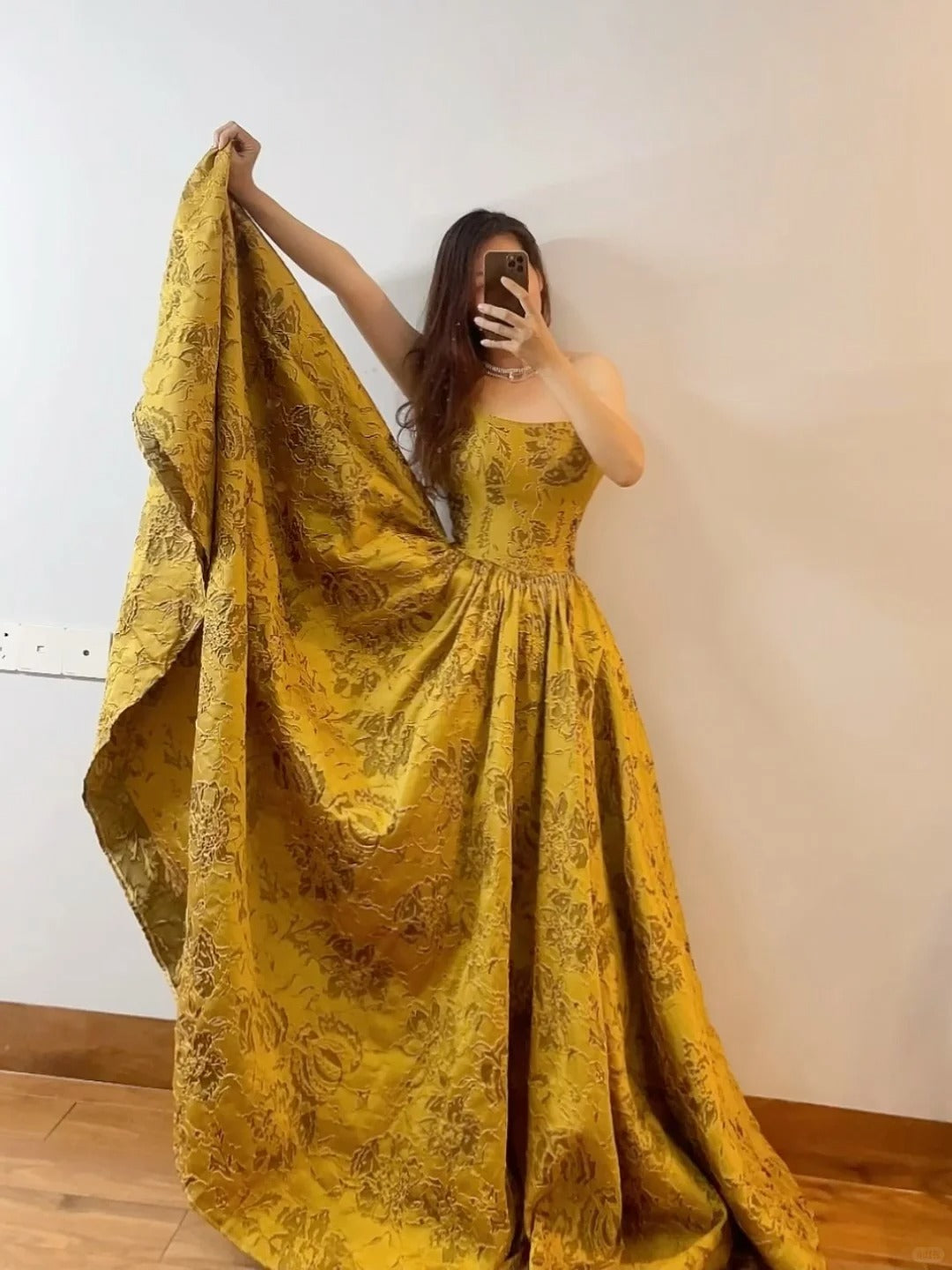 Gold Fashion Elegant Vintage Lange Satin Ballkleid Abendkleid nv4774