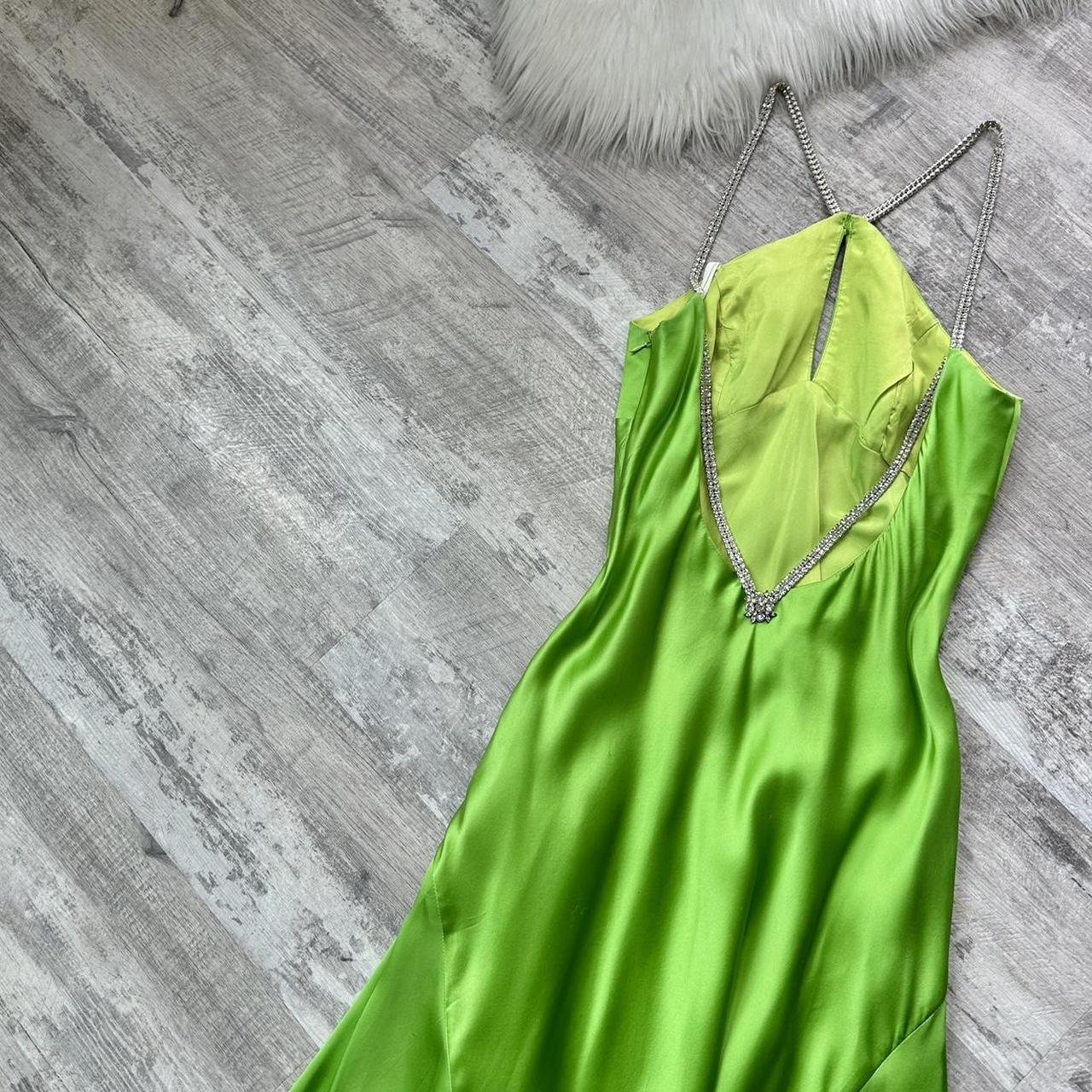 NiceVestidos - Belle robe de bal longue en satin vert exquis nv5455