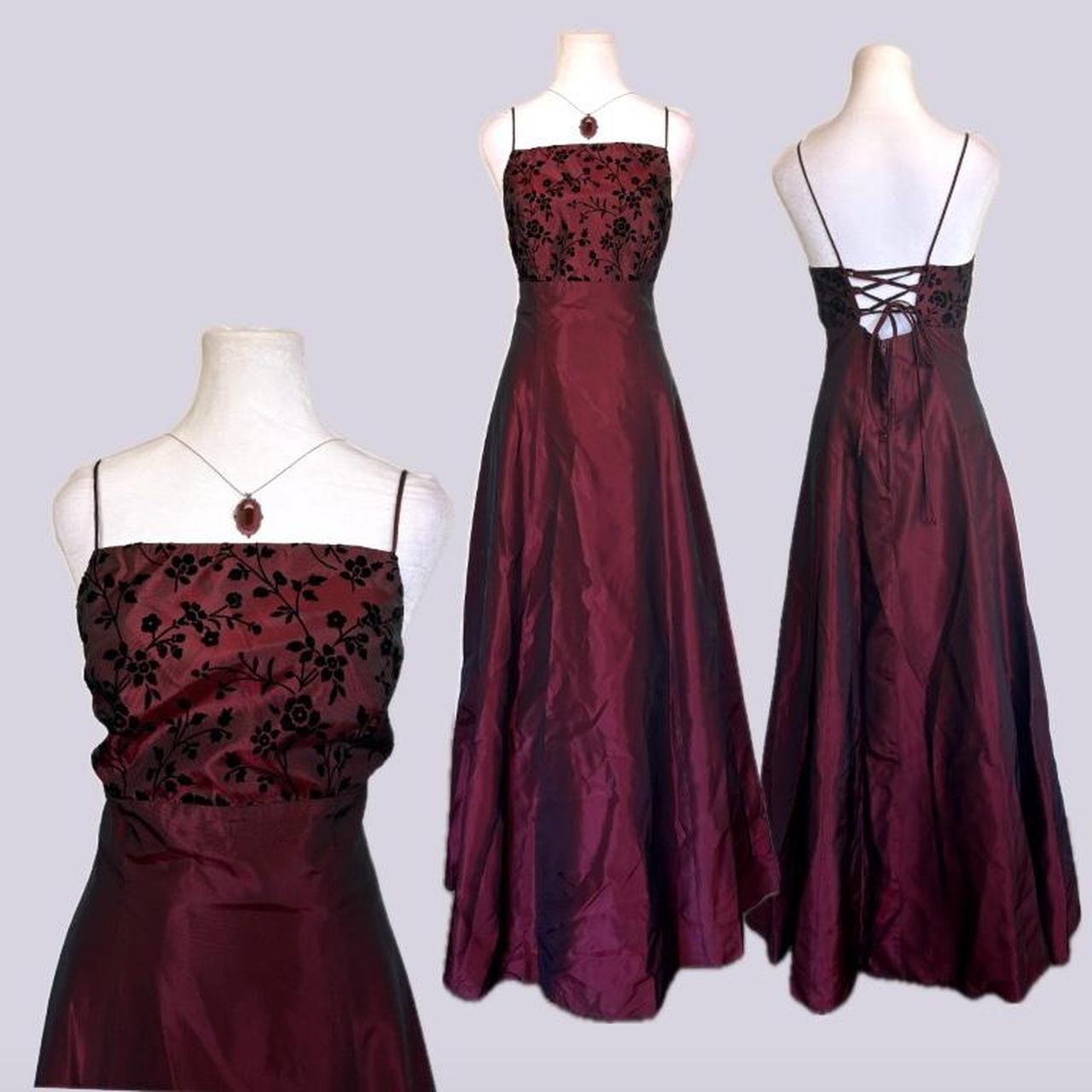 NiceVestidos-Burgundrotes Blumenkleid Vintage-Kleid Damen Exquisites langes Ballkleid NV5643