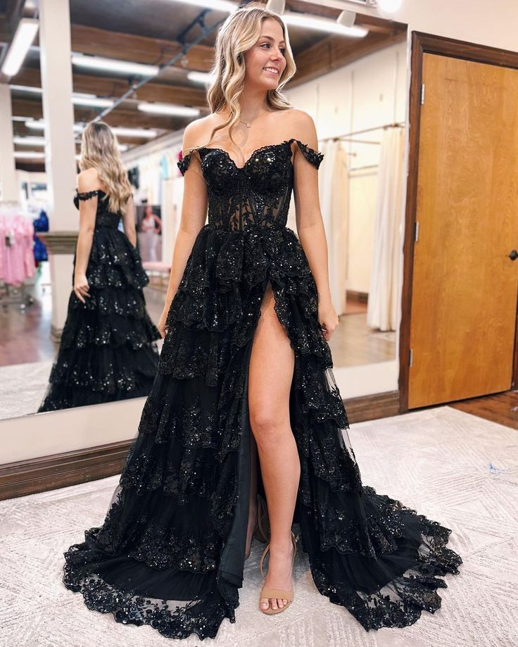 Ärmelloses Abendkleid aus Spitze in A-Linie mit Herzausschnitt und Schleppe nv1134