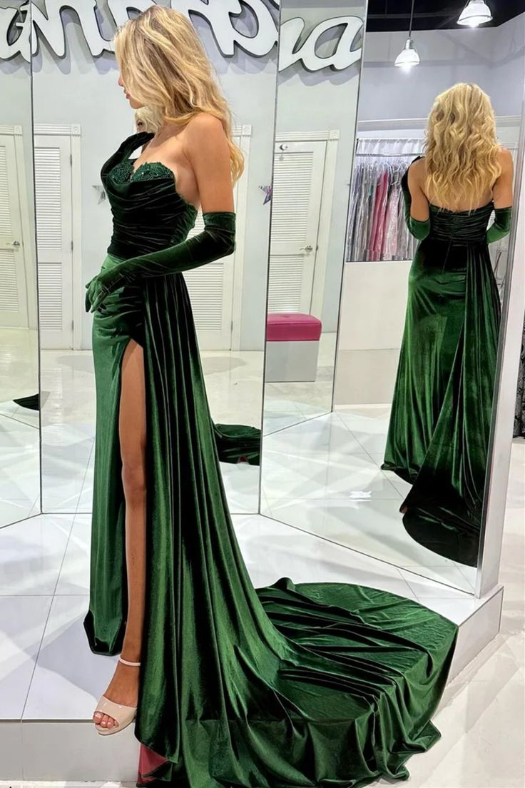 Robe de bal longue en velours vert émeraude avec traîne et fente haute nv1382