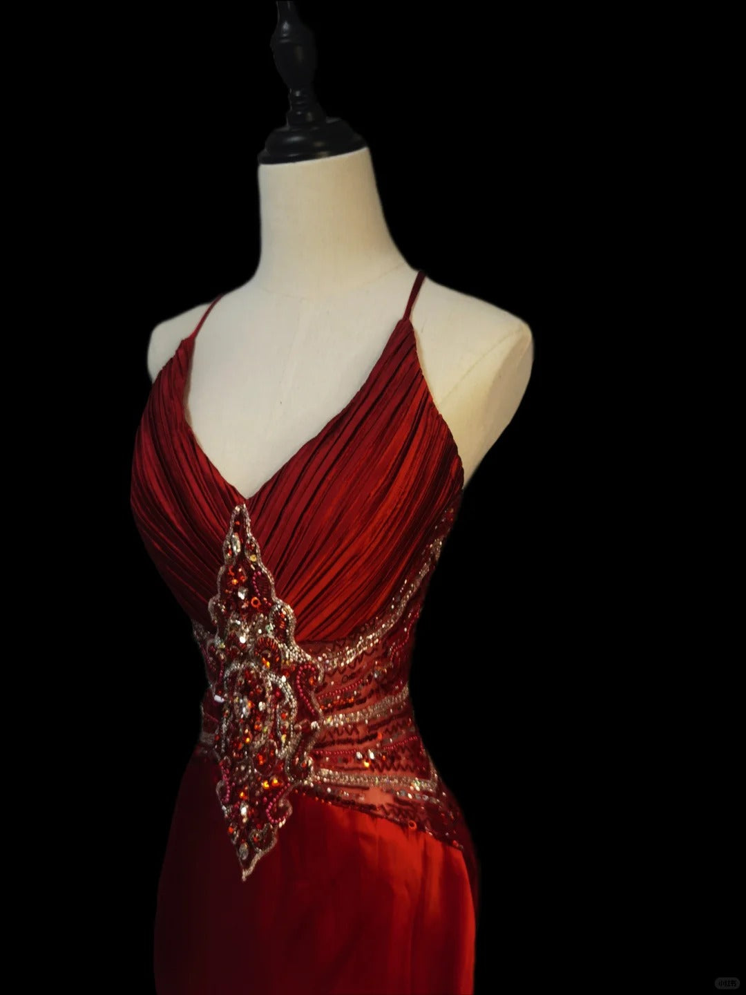Red Gorgeous Elegant Exquisite Gem Beads Long Satin Floor Length Trailing Ball Gown Evening Gown Party Dress Prom Gown nv3919