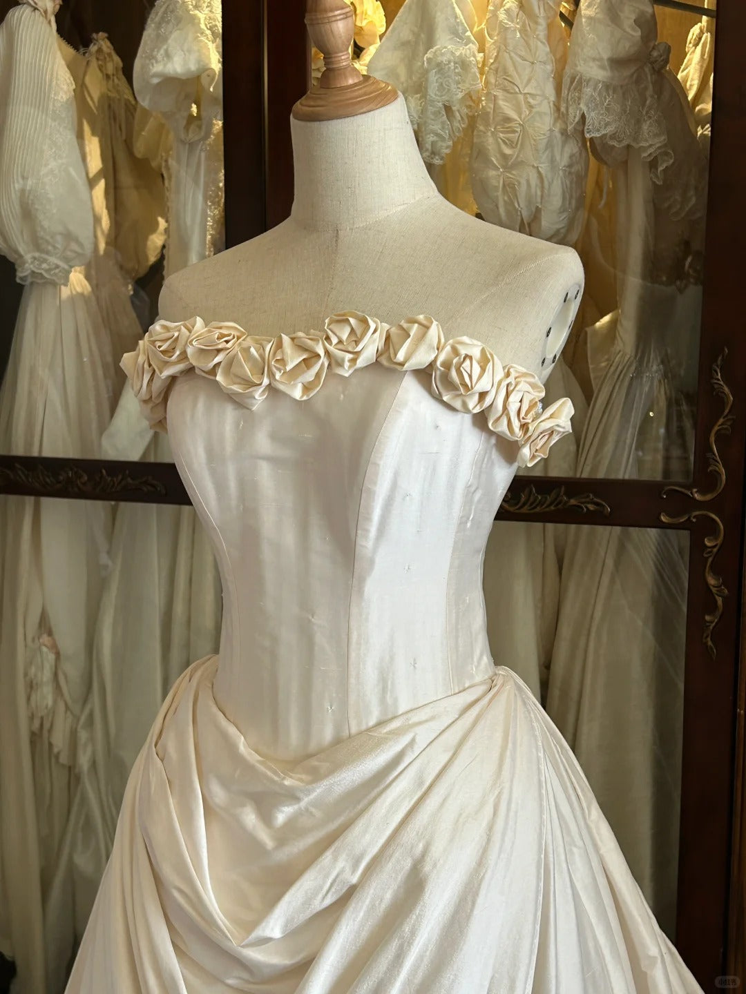 Helles Champagner Blumen Langes Satin Ballkleid Abendkleid Brautkleid nv4438