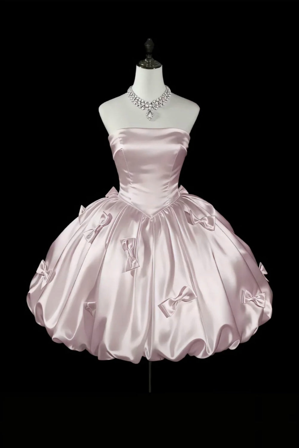 Nouvelle robe courte en satin tendance pour anniversaire et bal de promo NV6600