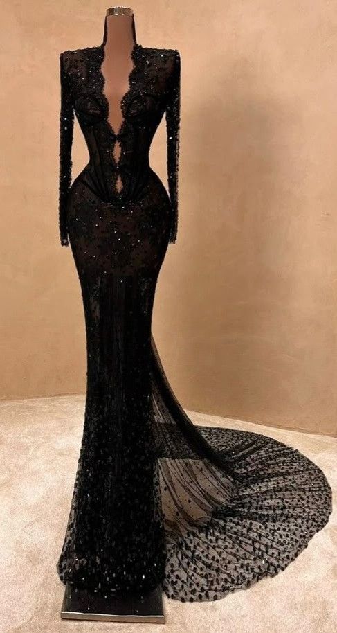 NiceVestidos - Robe de soirée longue noire, luxueuse, glamour, transparente et sexy, délicatement perlée, à manches longues. NV6050
