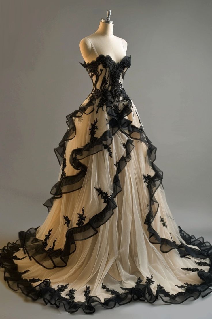 Wunderschönes schwarz-weißes Spitzentüll-Elegantes, charmantes Ballkleid, Abendkleid, Partykleid nv2292