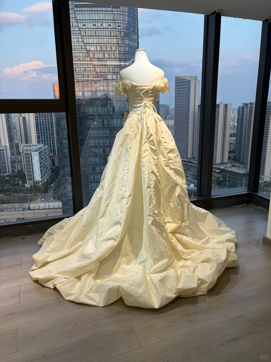 Off Shoulder Cream Yellow Victorian Wedding Dress Puff Sleeve 3D Flowers Ruffled Satin Lace Long Train Ball Gown NV6978
