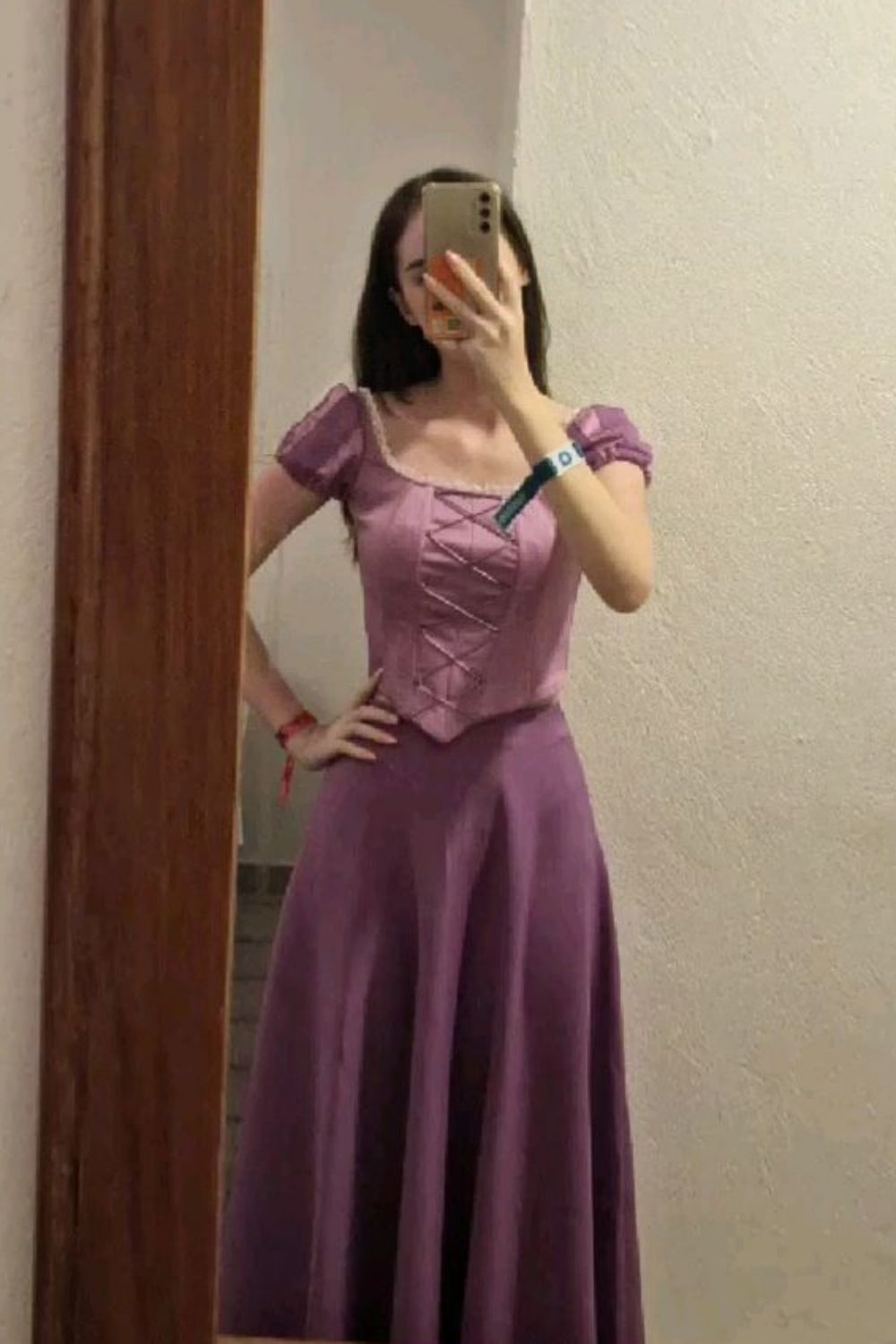 NiceVestidos - Robe de princesse violette à cheveux longs 💜 NV5750