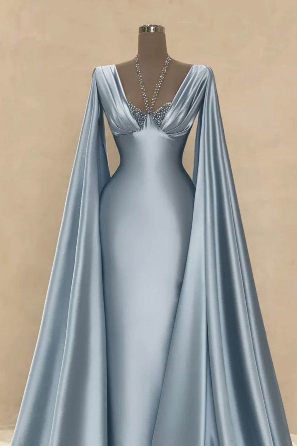 NiceVestidos – Langärmeliges, exquisit besticktes, glamouröses Abendkleid NV5956