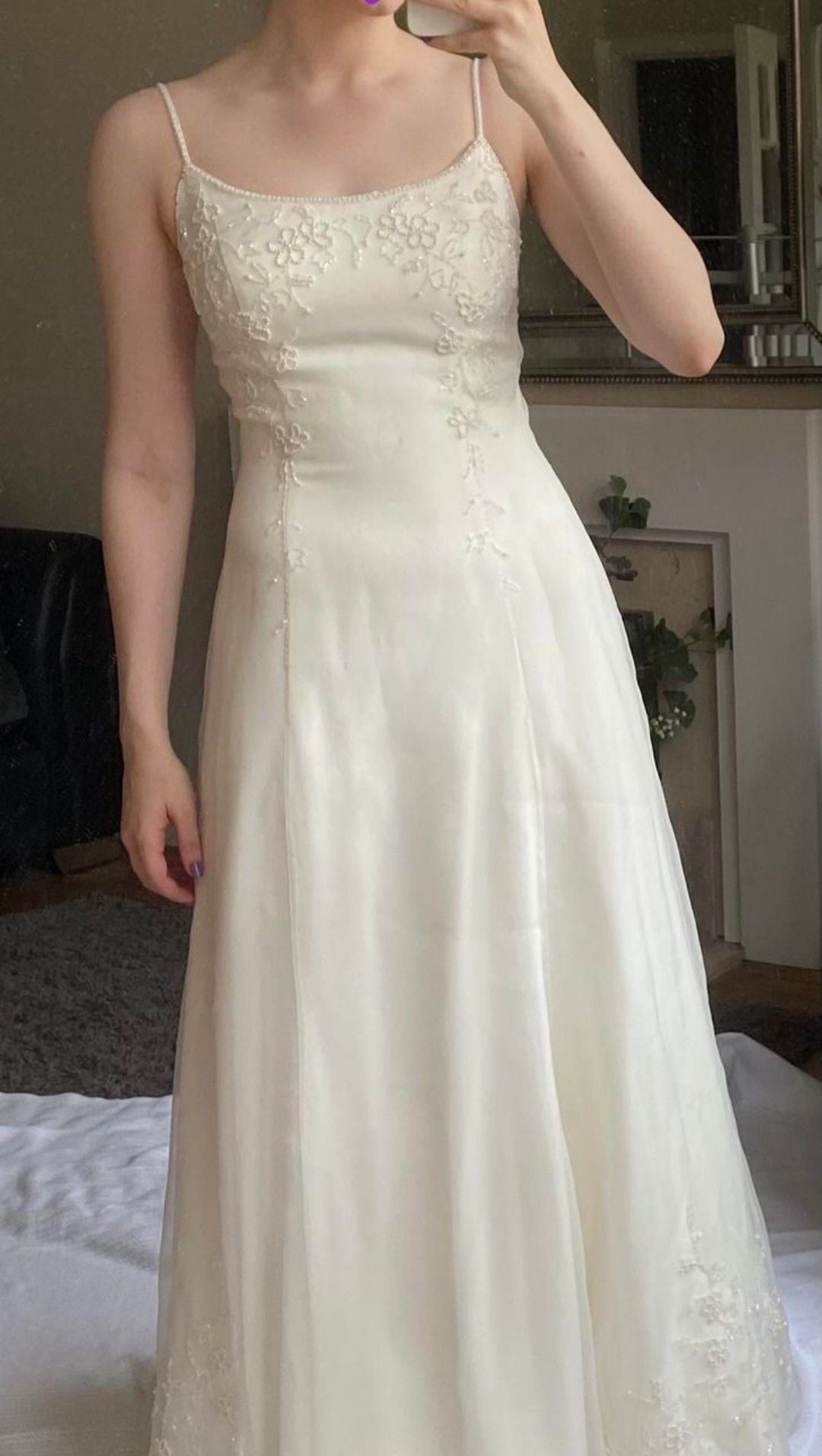 NiceVestidos - Robe de bal longue en tulle blanc à imprimé floral délicat nv5574