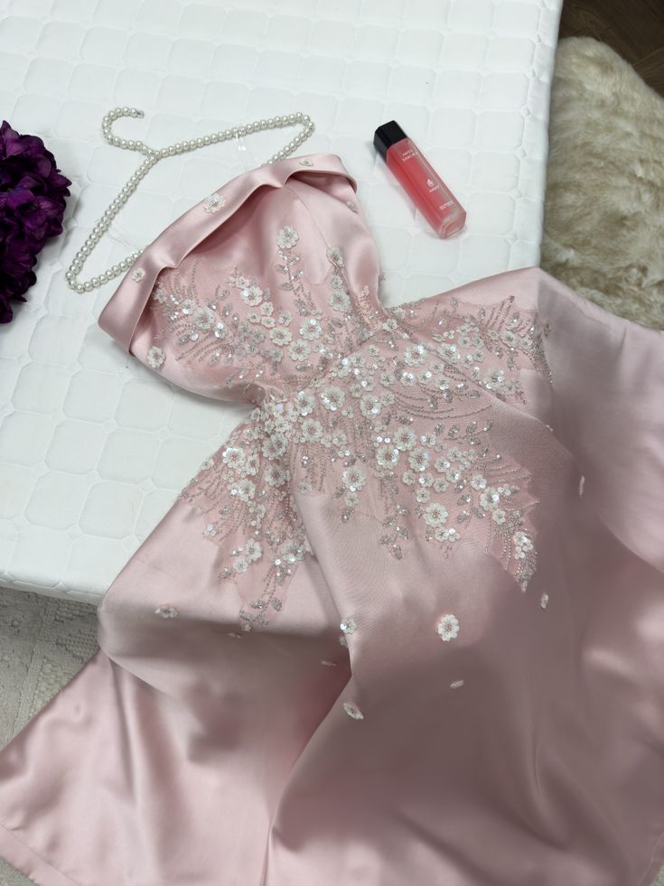 Rosa, zarte Perlen, langes, elegantes Satin-Ballkleid, Abendkleid nv3170