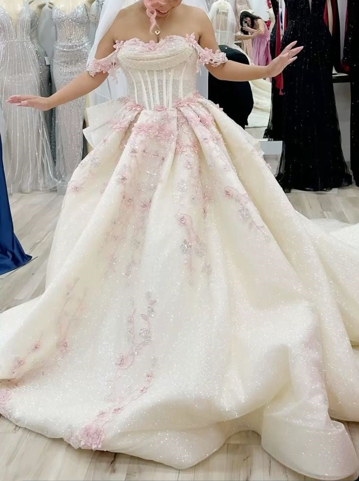 NiceVestidos – Weiß-Rosa Blumenmuster, glänzend, elegant, lang, Tüll, Ballkleid, Brautkleid NV5834