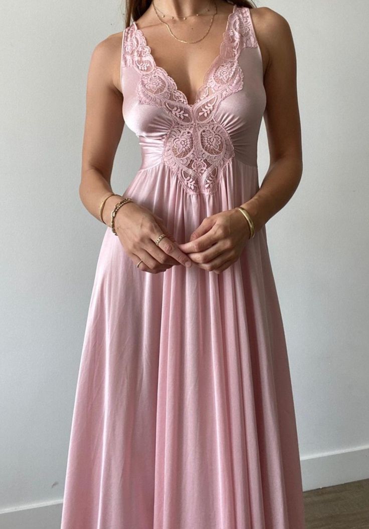 Rosa Elegante Mode Süße Zarte Spitze Lange Satin Schleier Ballkleid Abendkleid Partykleid Ballkleid Brautjungfernkleid nv3897