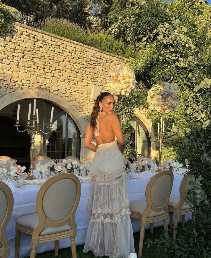 Weißes V-Ausschnitt stilvolles elegantes langes Spitzen-Tüll-Ballkleid Abendkleid Hochzeitsgastkleid nv3335