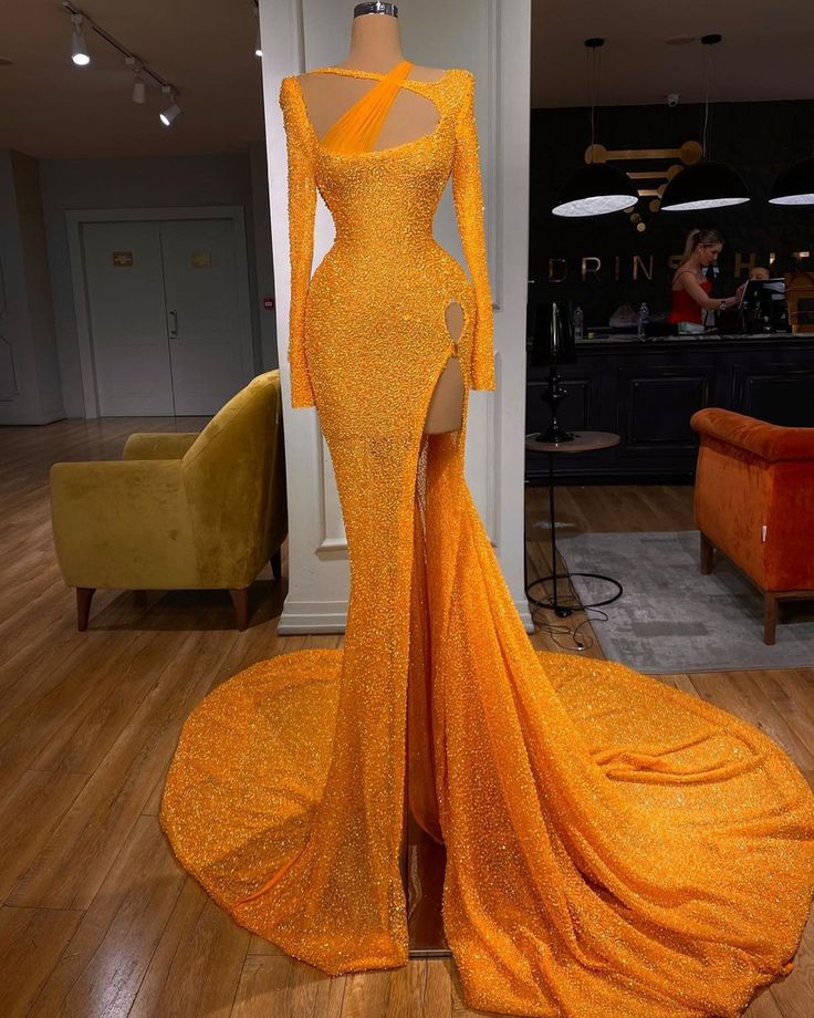 Orange Wunderschöne glänzende Pailletten Langarm lange Schleppe Seitenschlitz Tüll Sexy Ballkleid Abendkleid Partykleid nv3260