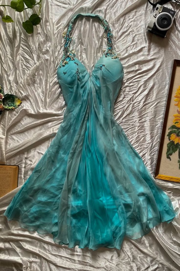 NiceVestidos--Blue Delicate Beaded Short Chiffon Homecoming Dress NV5712