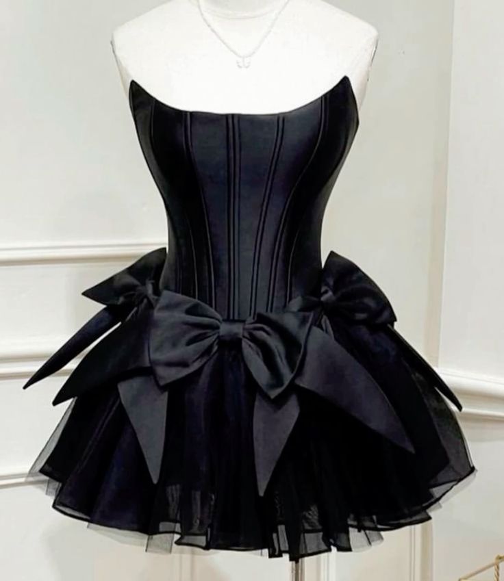 Schwarzes schlichtes süßes Tube-Top, kurzes Mini-Satin-Schleife verziertes Abendkleid, Homecoming-Kleid, Partykleid nv2755