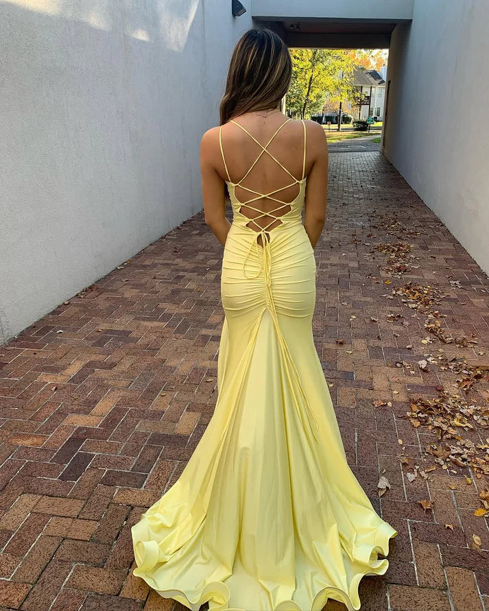 Gelbes elegantes Mode-V-Ausschnitt-langes Satin-Meerjungfrauen-Slim-Fit-Schlitz-sexy bodenlanges Ballkleid, Abendkleid, Partykleid nv3706