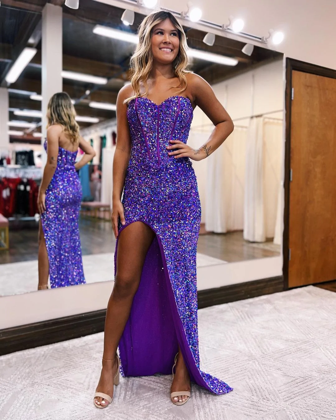 Cute Mermaid Sweetheart Blue Velvet Sequins Long Prom Dresses with Slit nv580