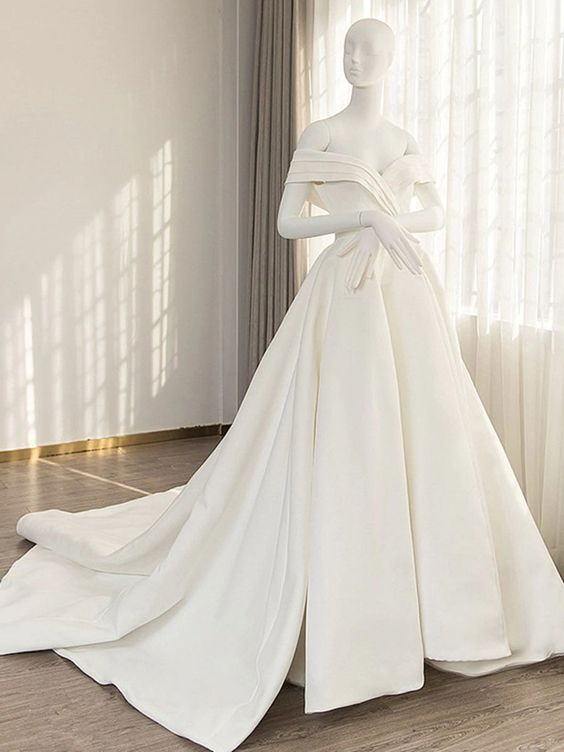 Schlichtes, schulterfreies, langes Ballkleid mit herzförmigem Ausschnitt, weißes Abendkleid NV391